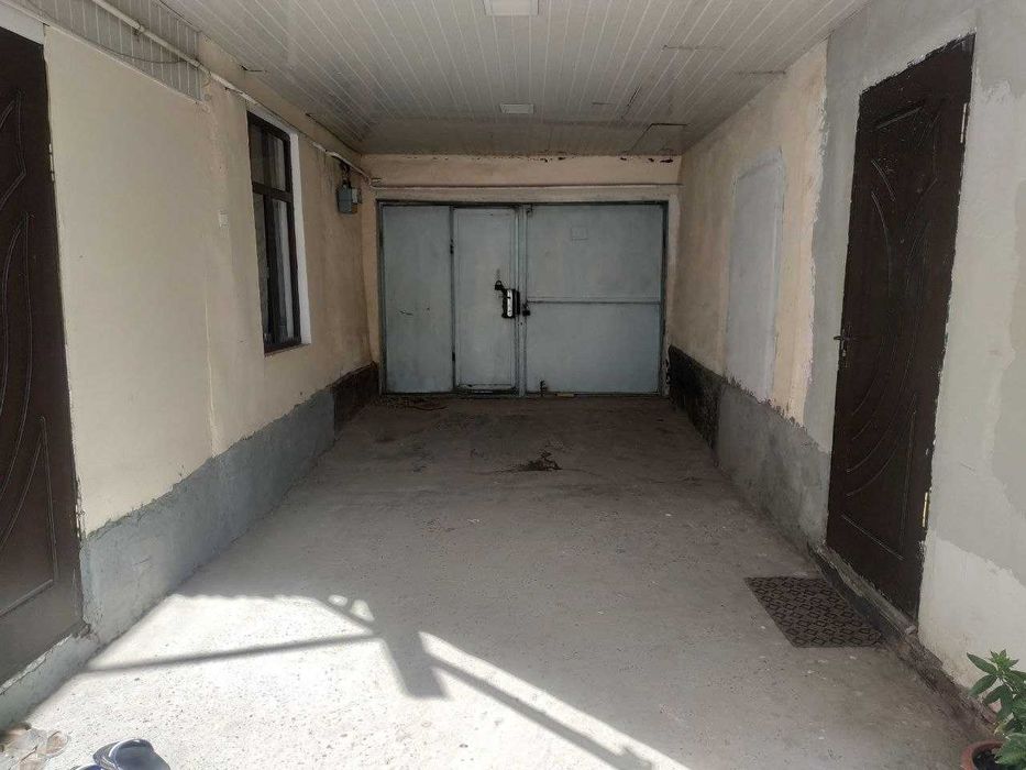 Олмазор тум охунбобоев 2.9 сот 4 хона  фасад 12.1 метр нархи 73000 у е