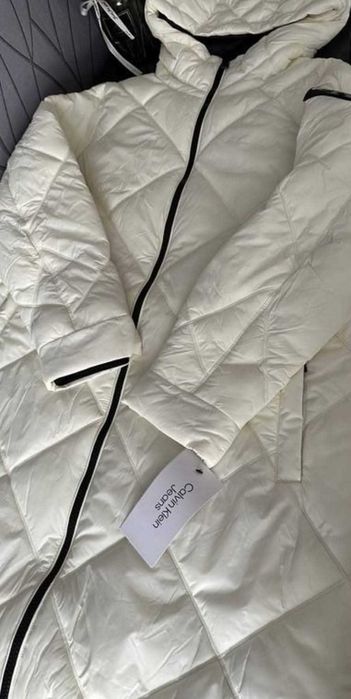 Calvin Klein палто