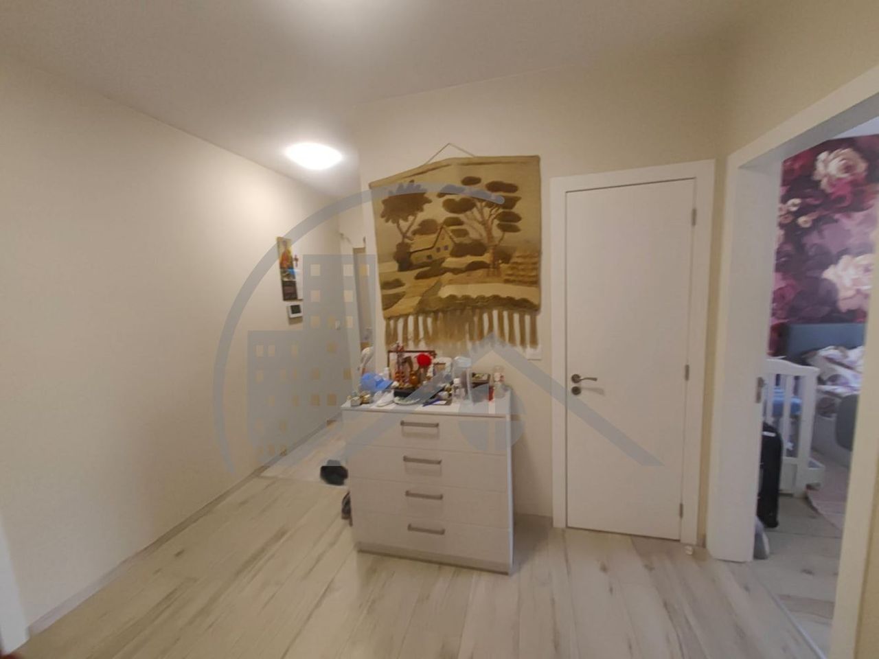 Продава се Тристаен апартамент в Варна, Бриз - 100 кв.м за 2550 €/кв.м - Снимка #5