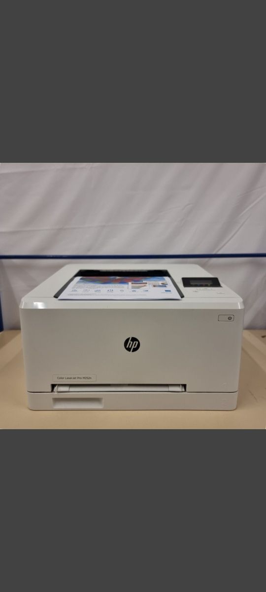 Принтер цветной HP LaserJet Pro 200 Color M252n
