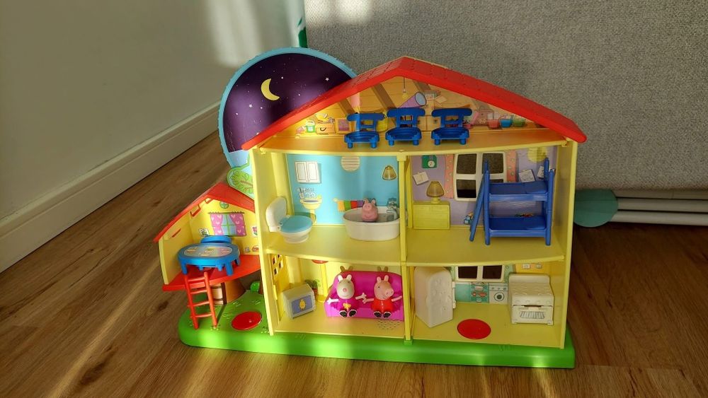 Casuta de jucarii Peppa Pig cu lumini si sunete