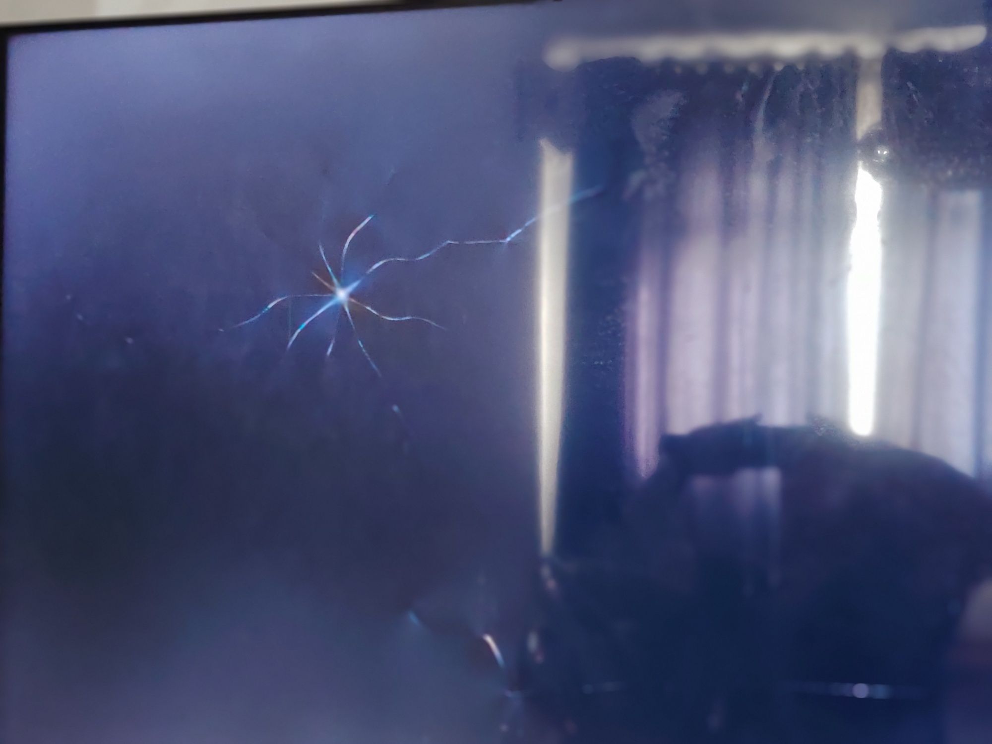 Hisense 55 tali ekran ketkan