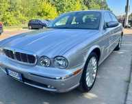 Jaguar XJ8 4.2 V8 Benzina 300 Cp 2005 Masina de Colectie