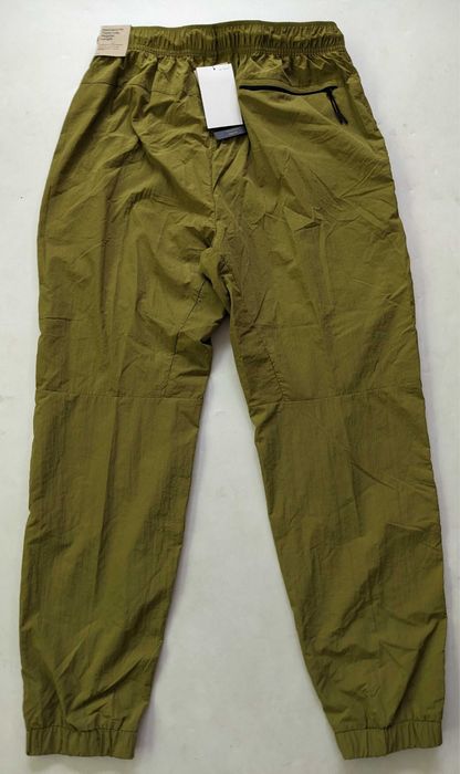 Nike Tech Woven Repel UPF40