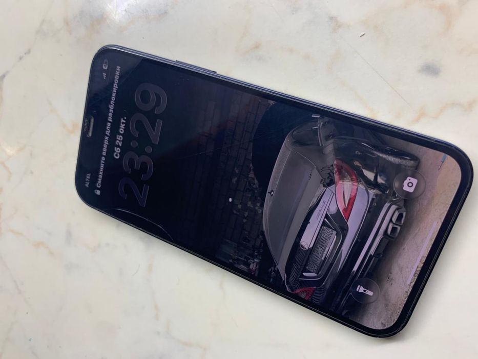 Продам iphone 12