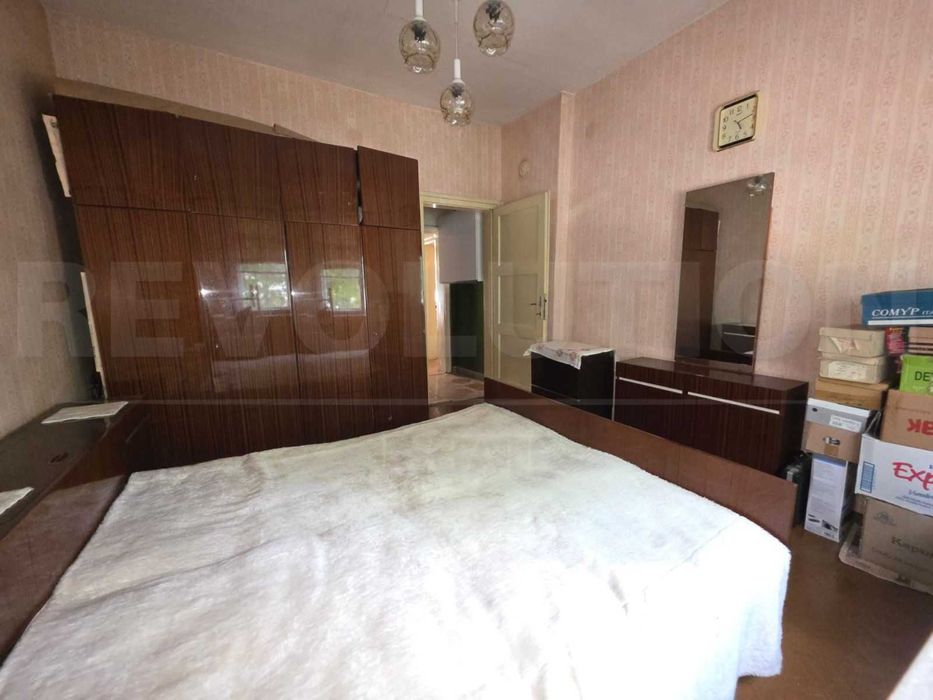 Двустаен апартамент в гр. Перник