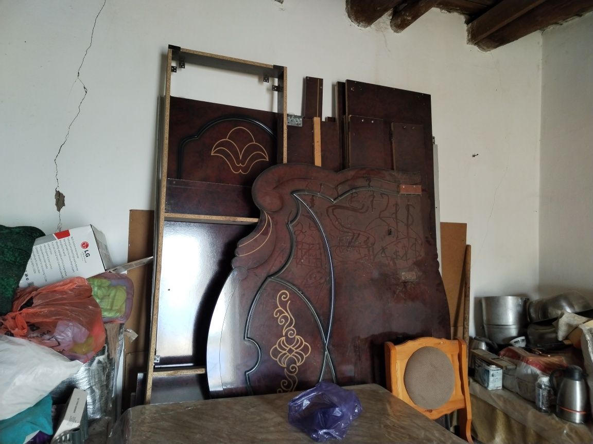 Spalni shkafi bilan