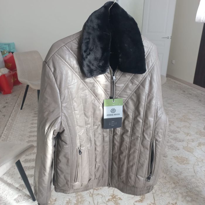 Мужская куртка 50-52 размер