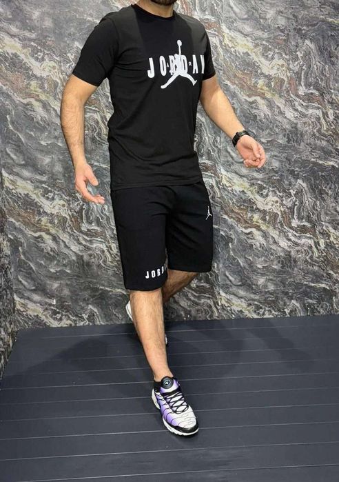 Compleu bărbați vara