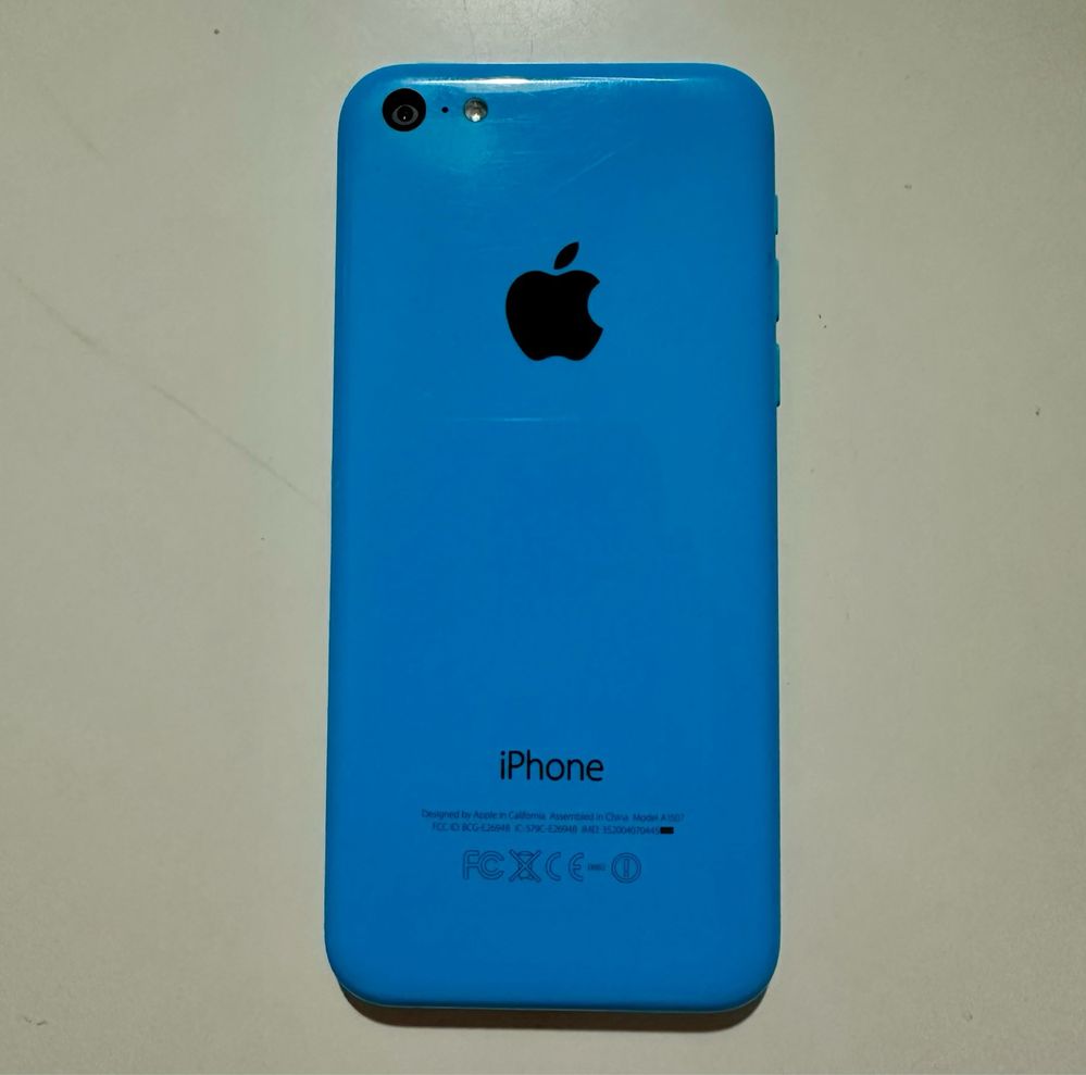 Telefon mobil Apple iPhone 5C, 8GB, Blue & acumulator extern 8000mAh