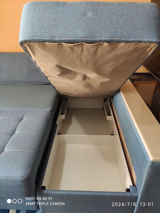 Vând colțar extensibil Confort