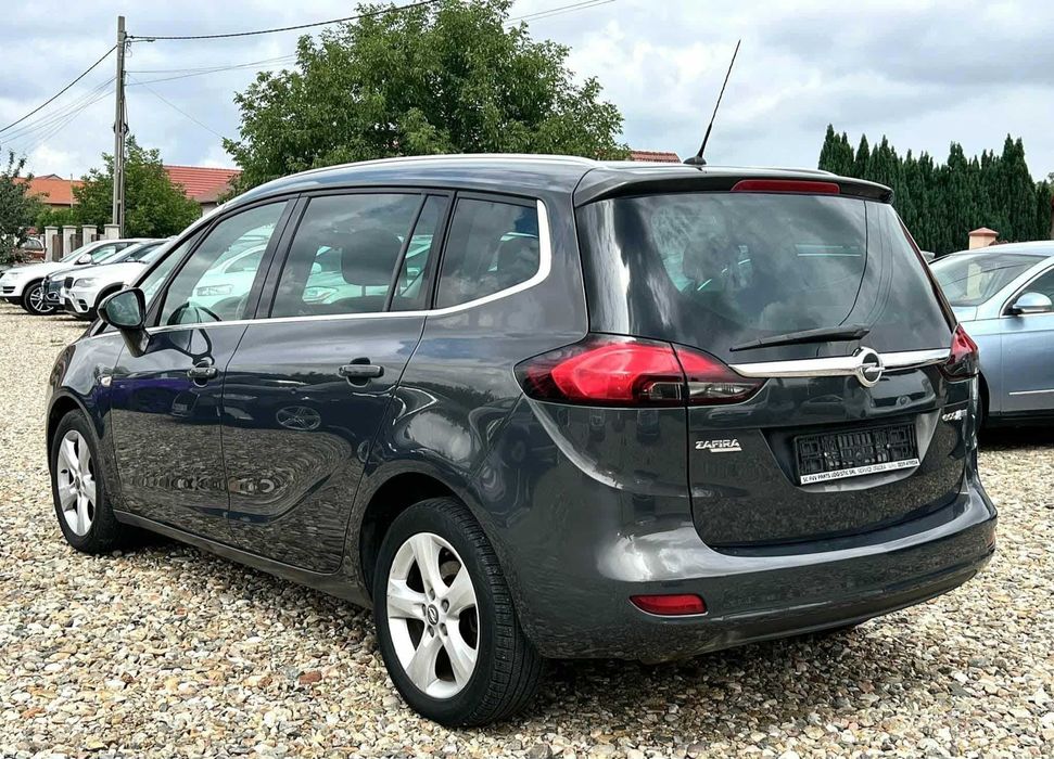 Opel Zafira 2014  7  locuri 1.6 benzin