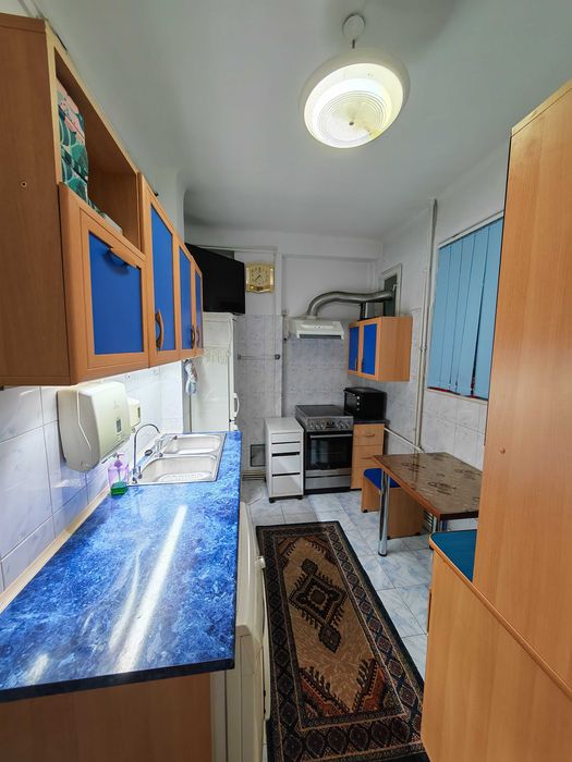 Vand apartament 2 camere decomandate complect mobilat si utilat