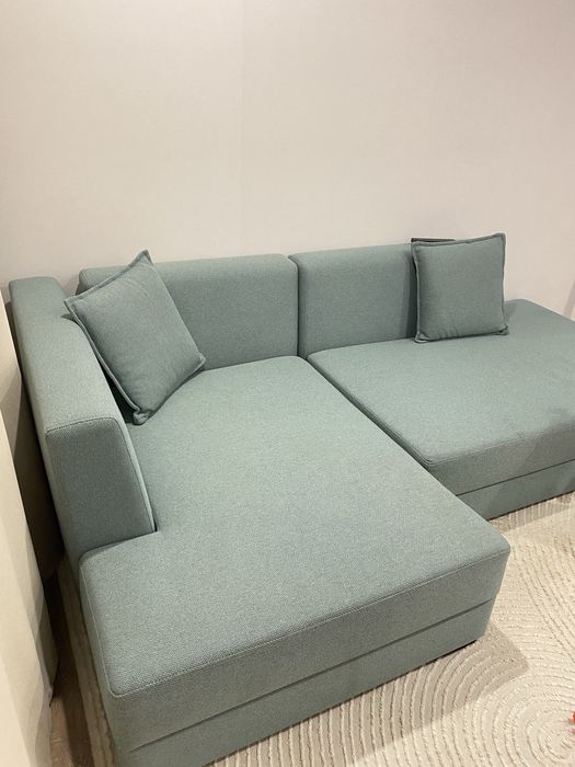 Диван угловой в отличном состоянии