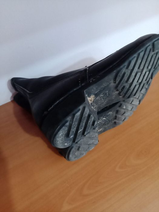 Продавам Обувки тип Кубинки