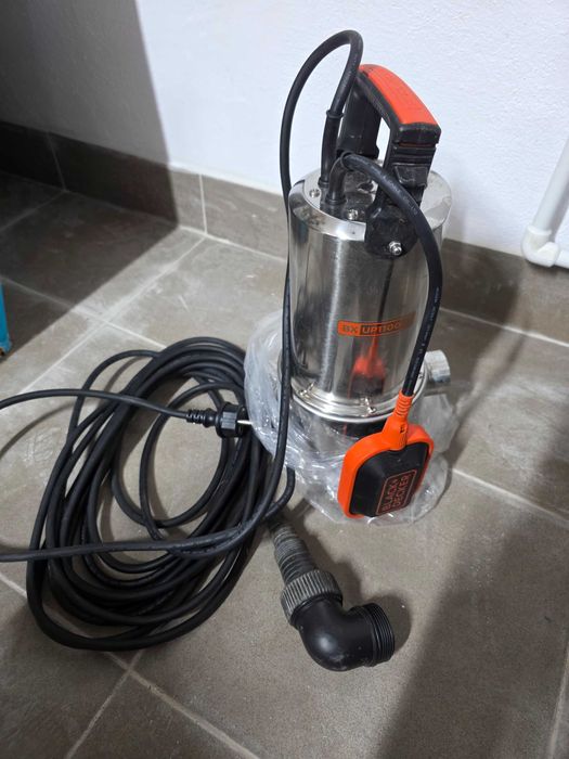 Pompa submersibila apa murdara Black & Decker BXUP1100XDE