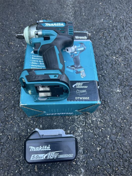 Makita DTW 300 impact