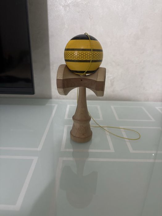 Kendama lotus sting