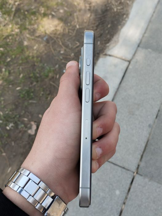 iphone 15 pro 256 gb