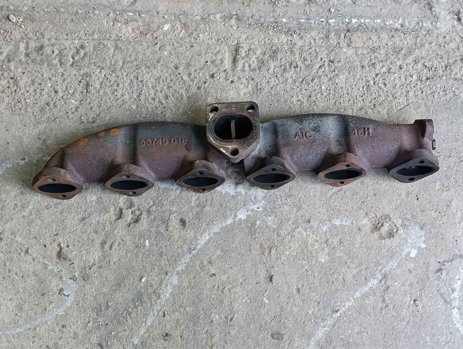 Чугунен колектор бмв е60