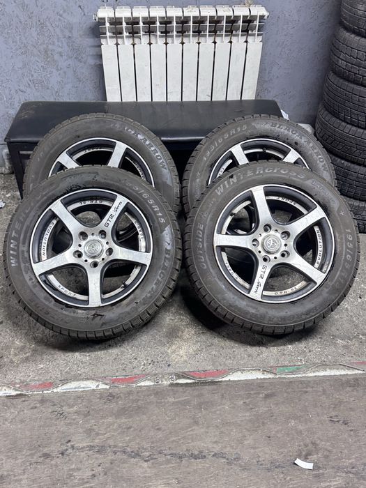 Продам диск на камри 15 размер