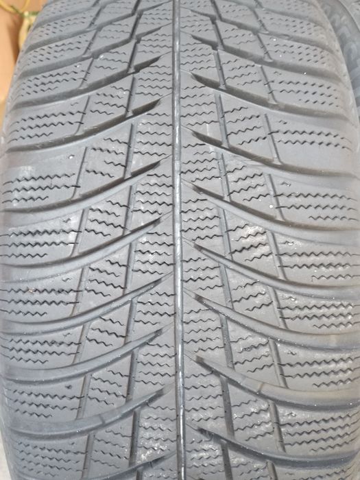 2 бр. BRIDGESTONE зимни гуми