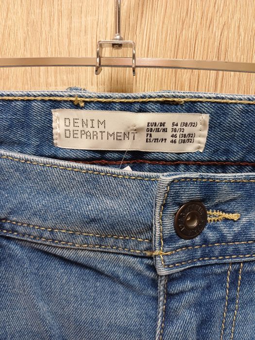 Продавам дънки втора употреба на едро