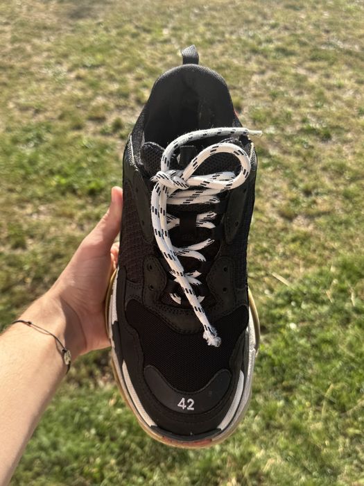 Balenciaga triple s 42 fit 43