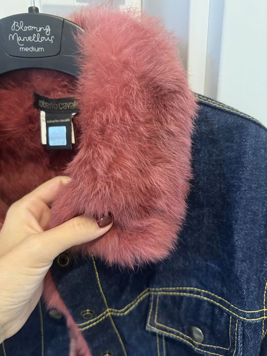 Яке Roberto Cavalli