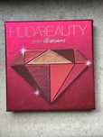 Huda beauty ruby obsessions палитра сенки