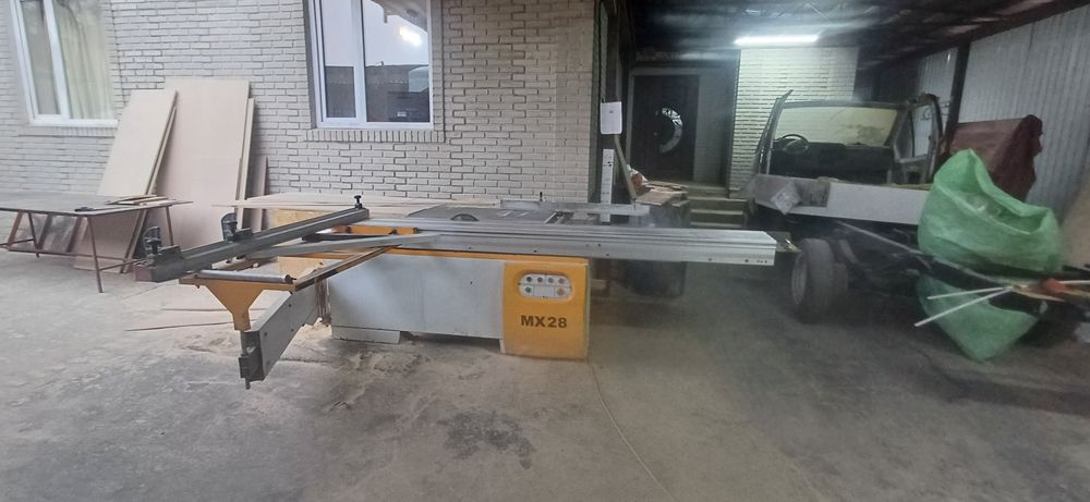 Продаётся станок для распил дсп