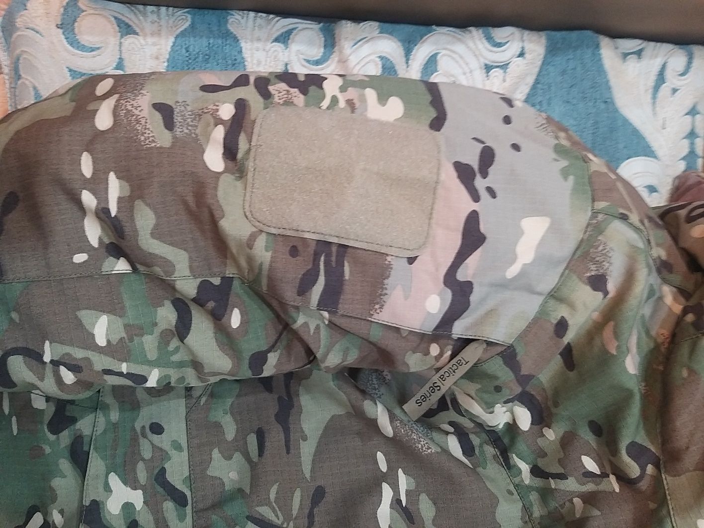 Продам бушлат мультикам