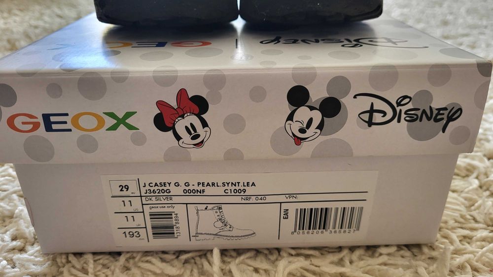 Ghete pentru fetite Geox Trappers, numar 29