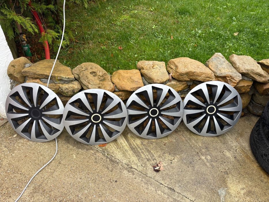 205/60 R16 set anvelope iarna + jante + capace