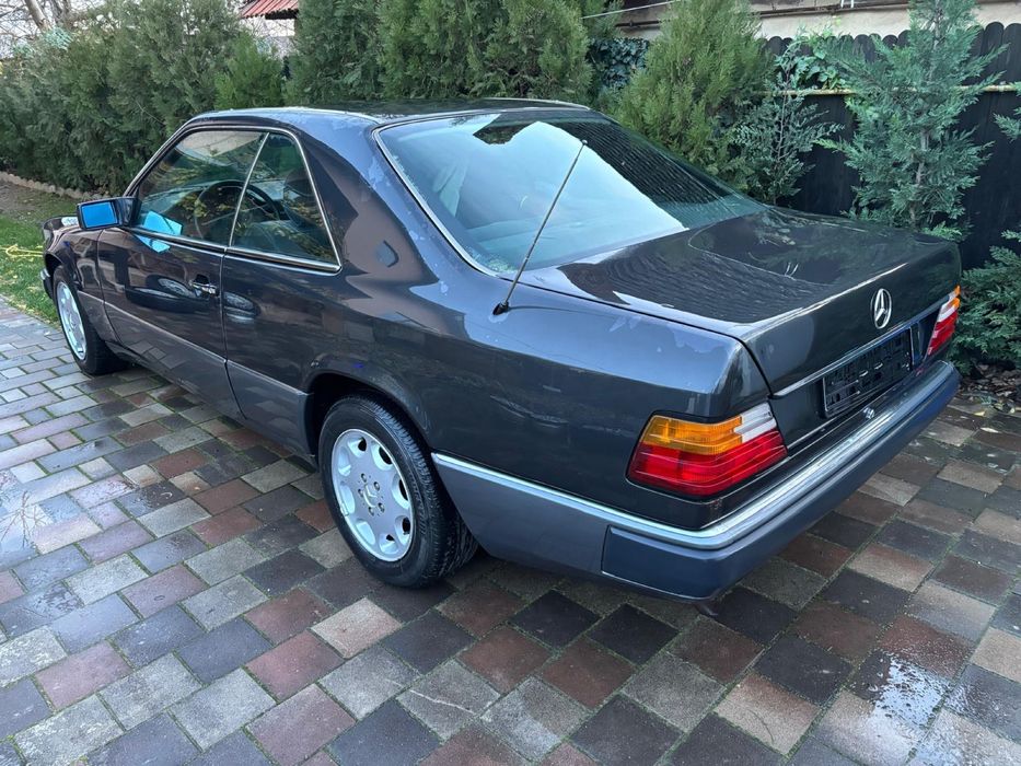 Mercedes w124 Coupe an 91 Clima de 2.3i Acte Germania