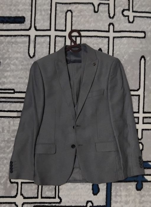 Kostyum-shim va boshqa kiyimlar