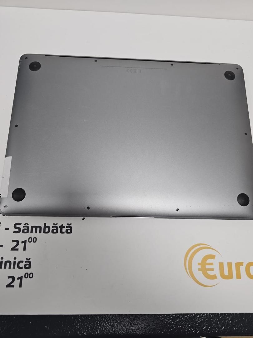 Laptop Apple MacBook Air 13 (2020) procesor Intel i3 (R) -P-