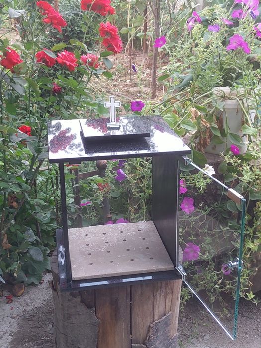 Felinar cimitir funerar granit candela căsuța