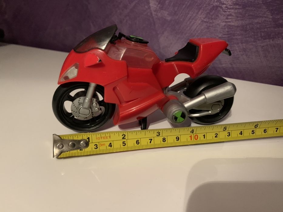 Motocicleta Ben 10