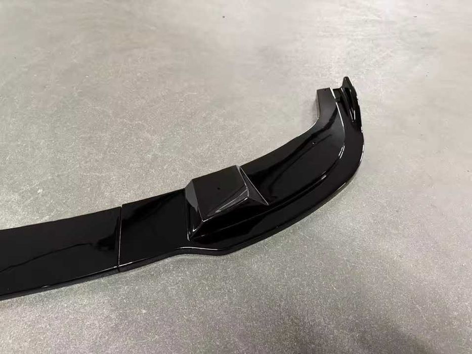 Lip Prelungire Bara Fata M5 BMW E60 E61, Extensie BARA M5 Negru Lucios