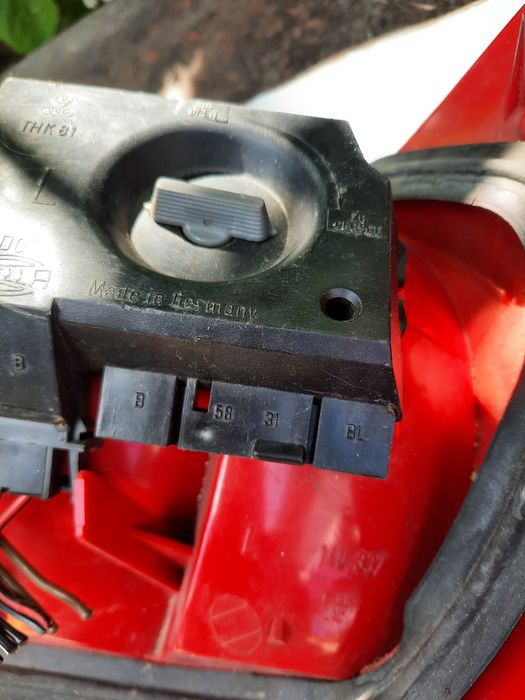 Set lampi, stopuri  spate audi 80