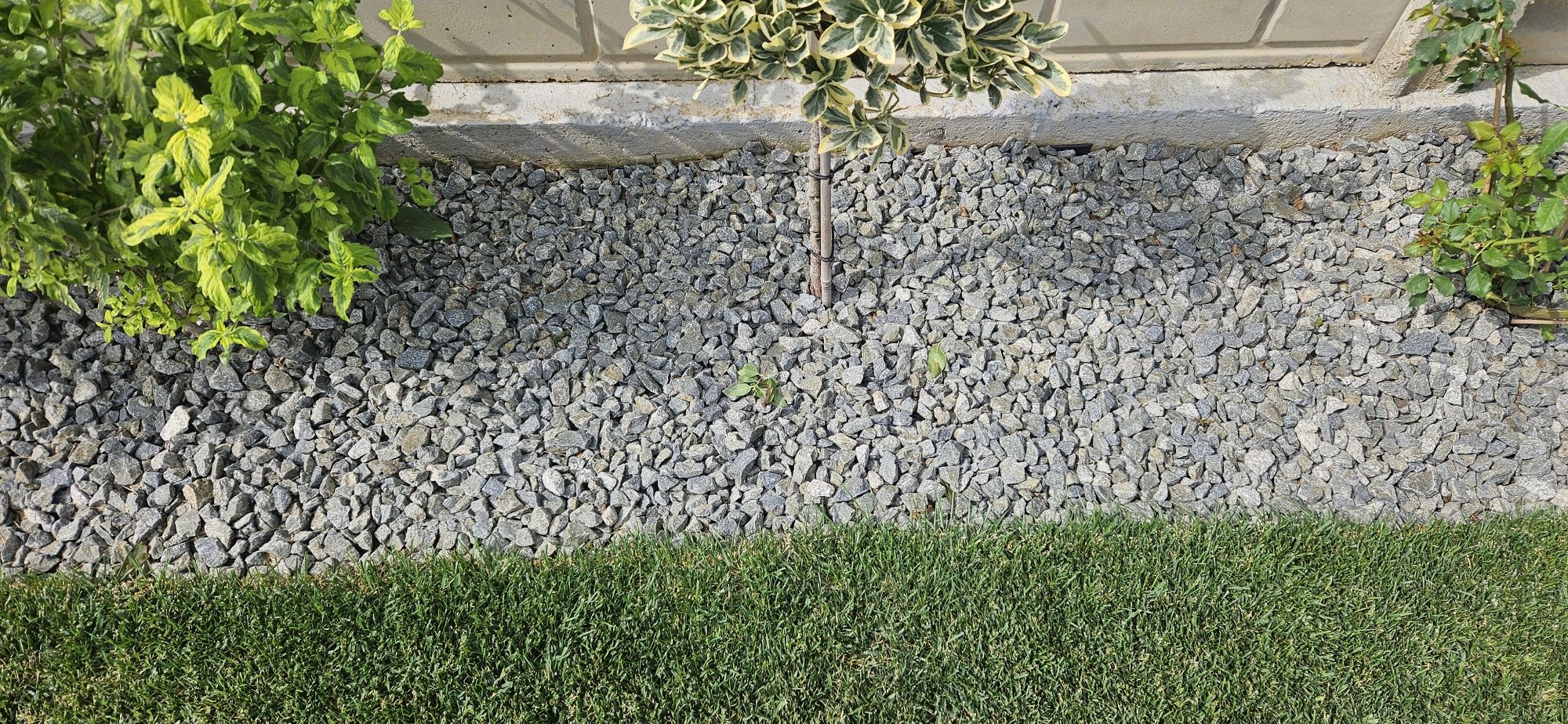 PIATRA DECORATIVA  Gri Antracit Gradina Ornamentala