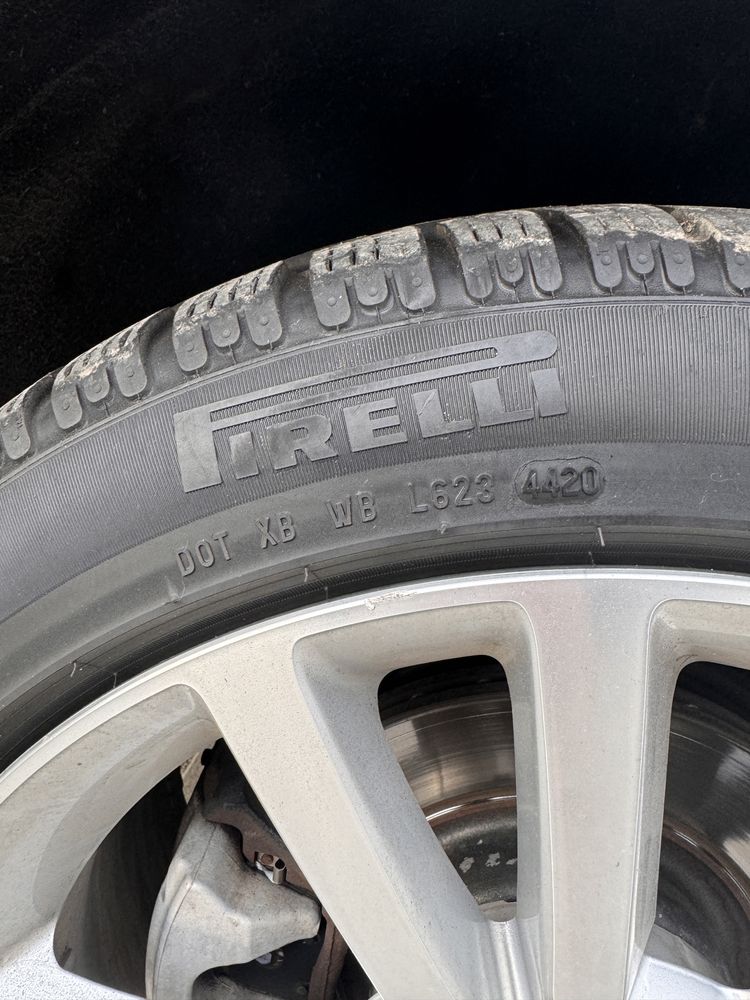 Anvelope 234/45R18 pirelli