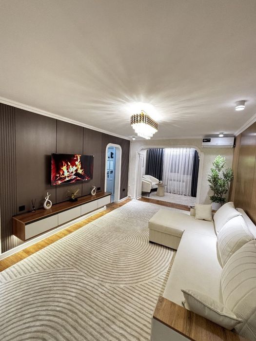 Продаётся М. Новза 2в3 2этаж. Кирпич Б 2*6.