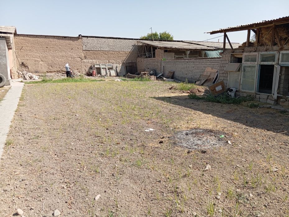 Yer sotiladi 6 sotix