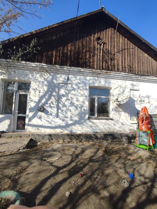 Продается квартира барачного типа