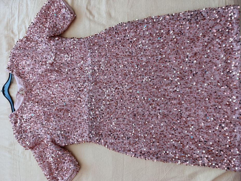 Красиви елегантни рокли 44-46