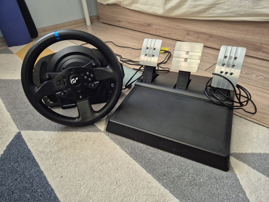 Thrustmaster t300 GT edition в гаранция