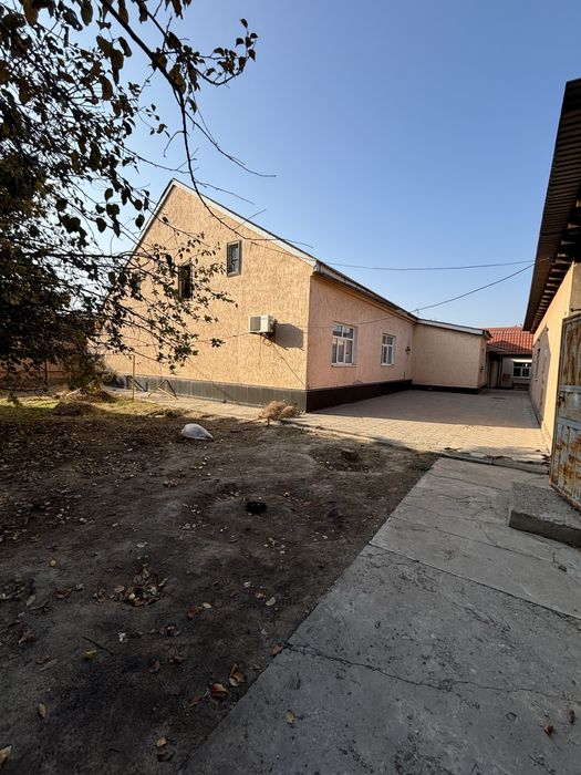 продается дом с времянкой