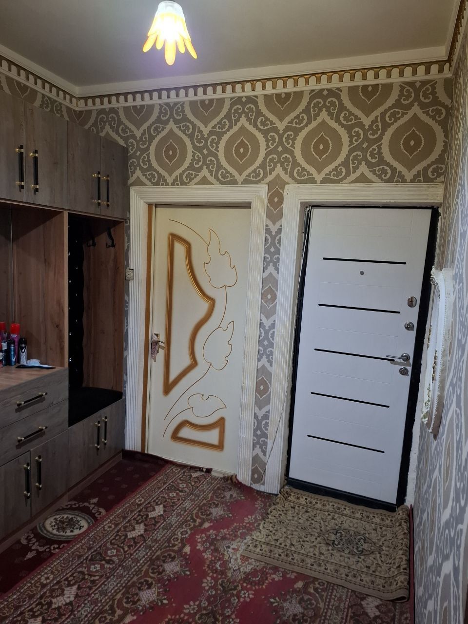 Срочно 4хоналик квартира сотилади